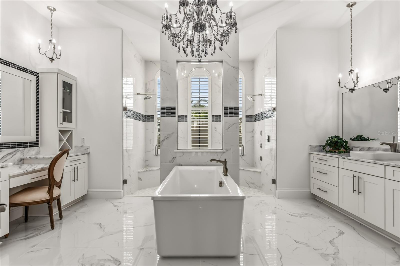 Image 33 of 97 For 4029 Isabella Circle