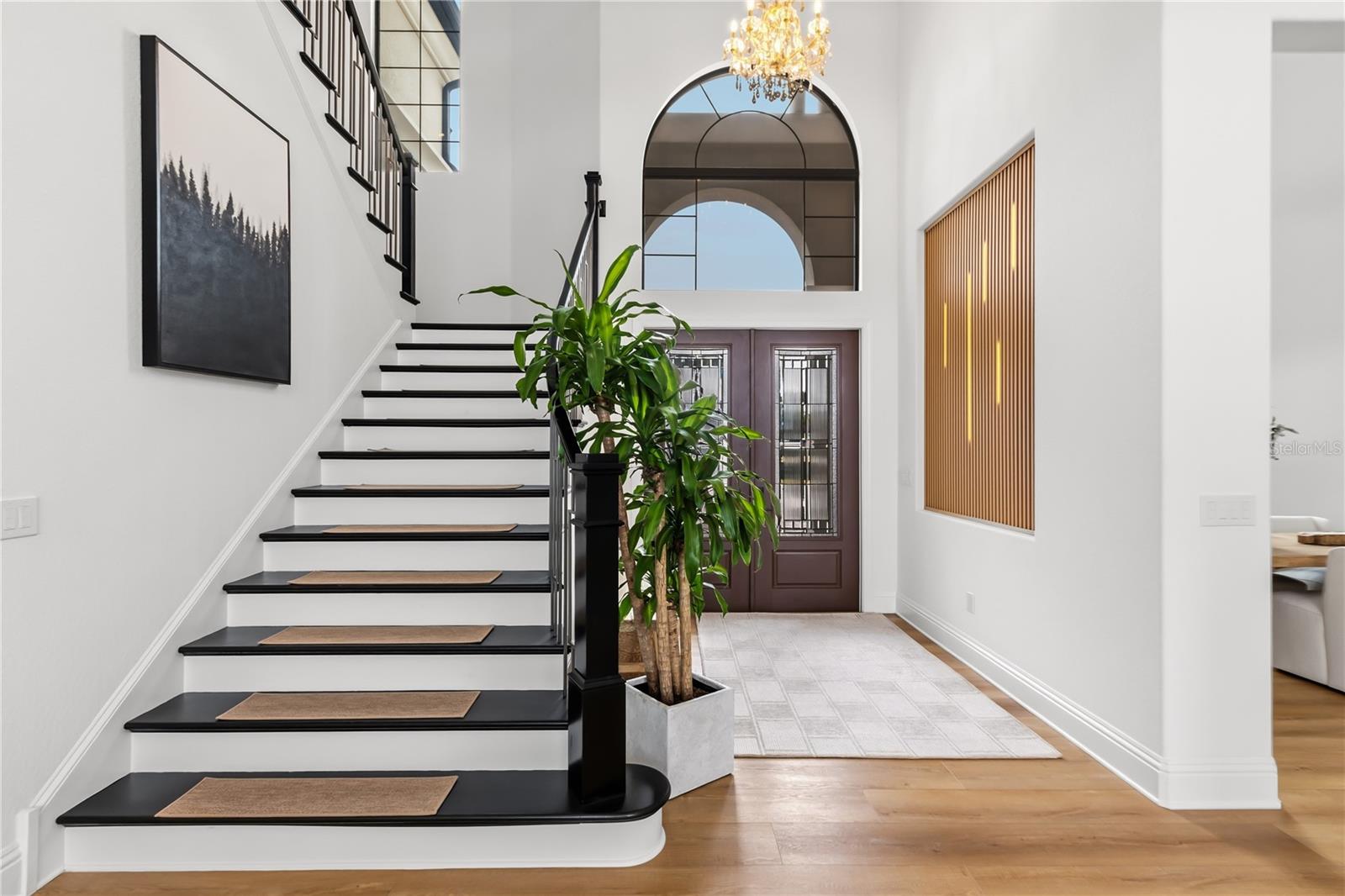 Image 41 of 97 For 4029 Isabella Circle