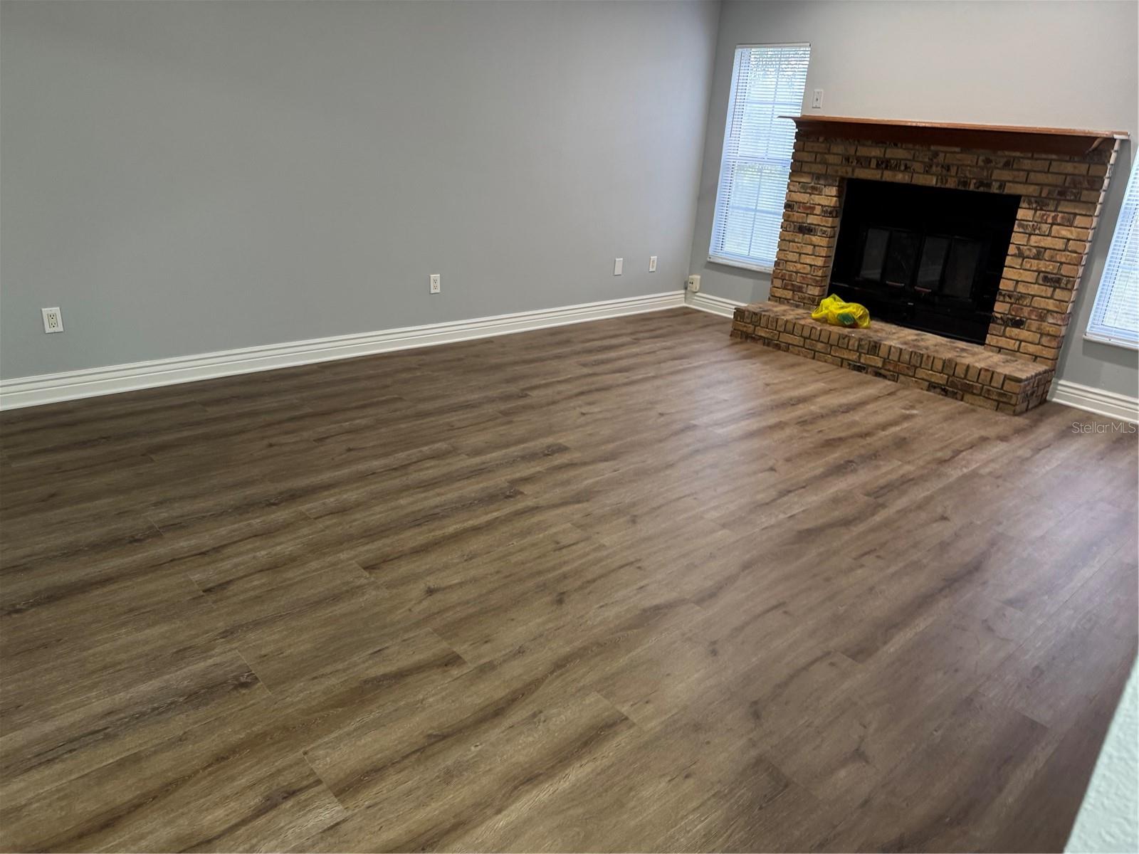 Image 2 of 13 For 1602 Roberts Landing Road