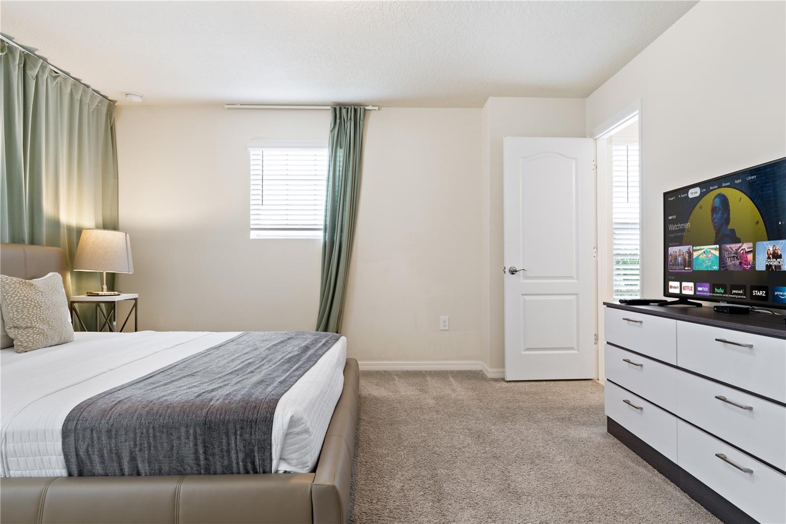 Image 42 of 52 For 8906 Zurich Lane