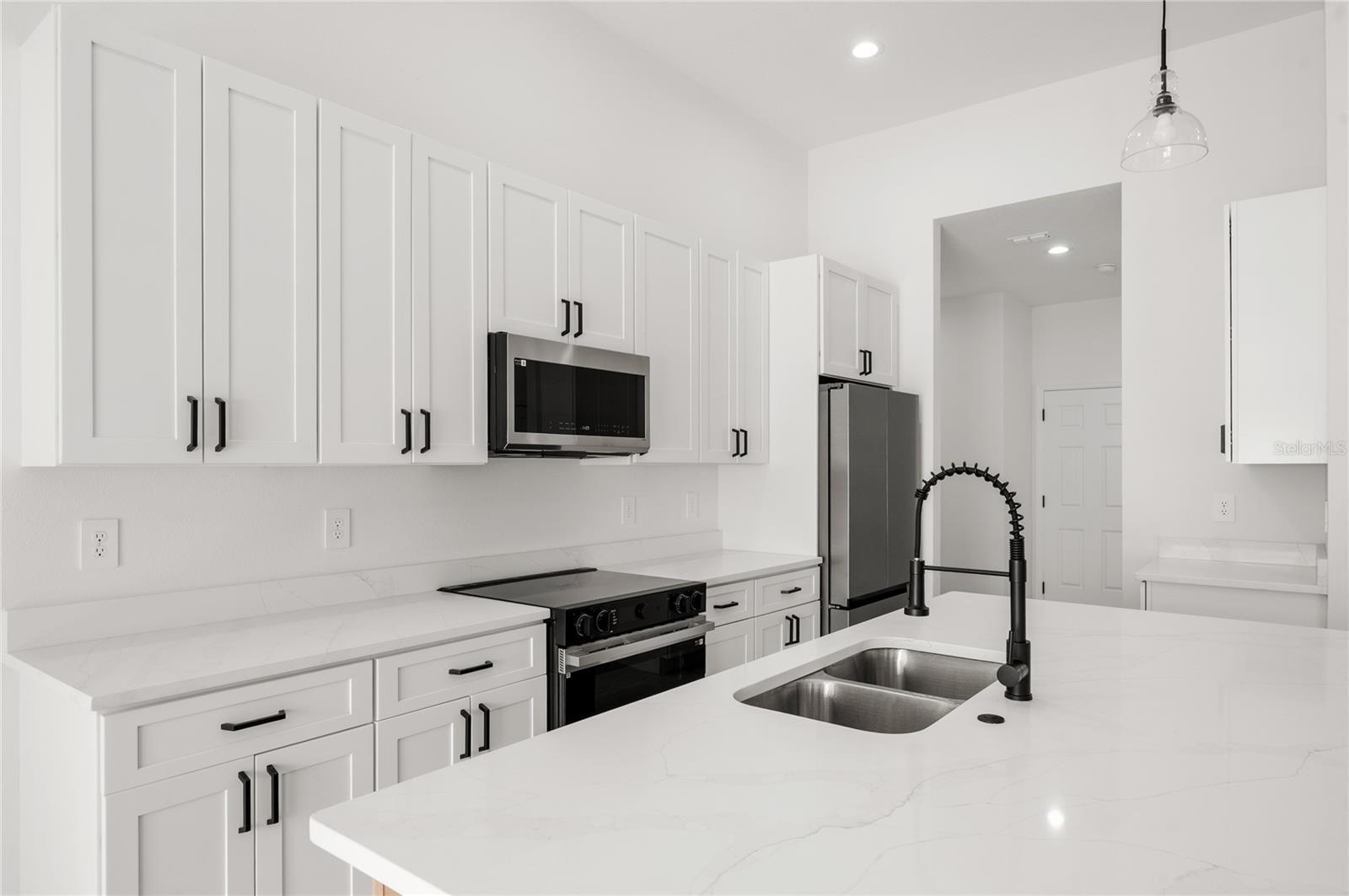 Image 11 of 71 For 106 Megan Court