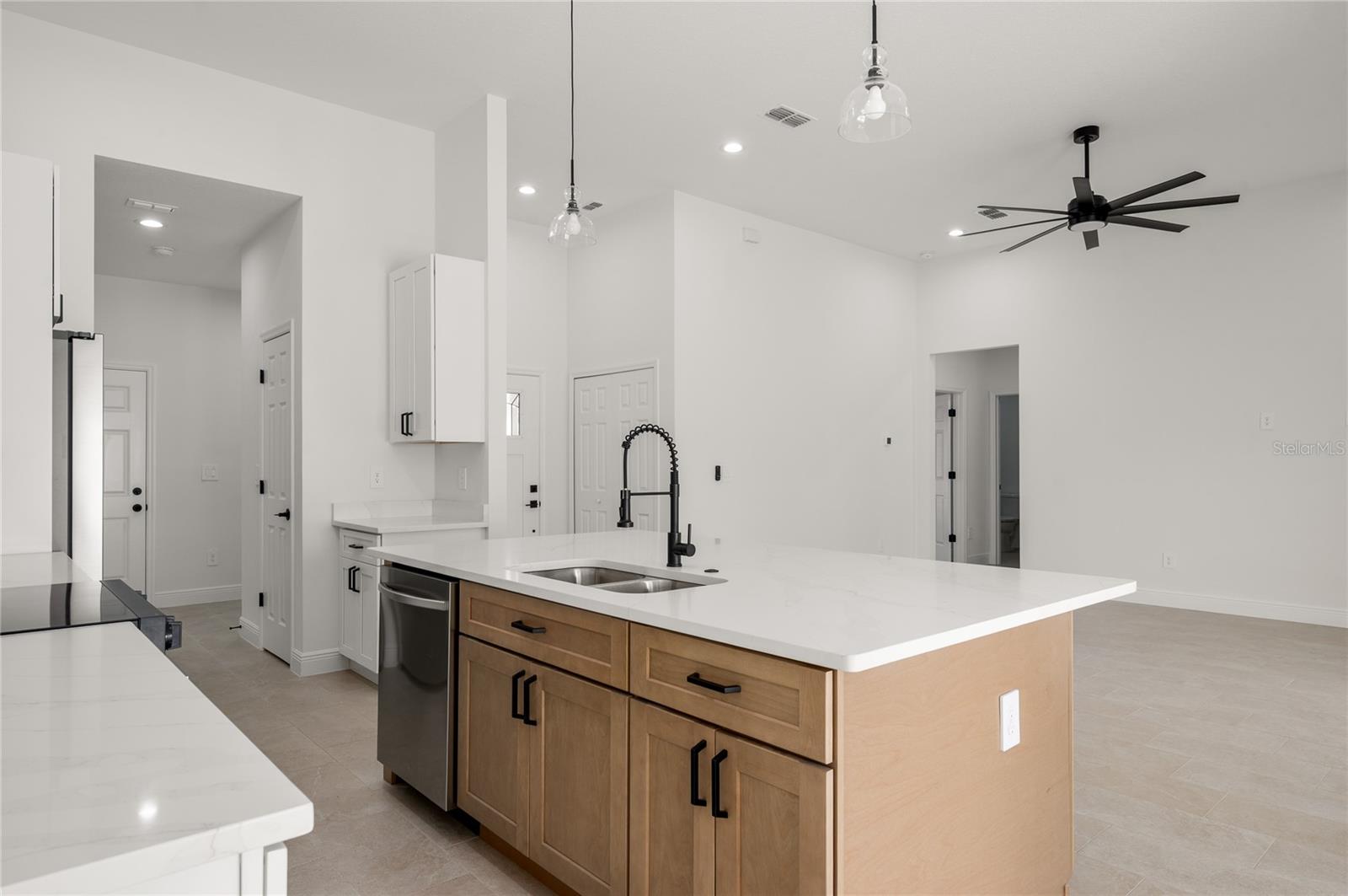 Image 15 of 71 For 106 Megan Court