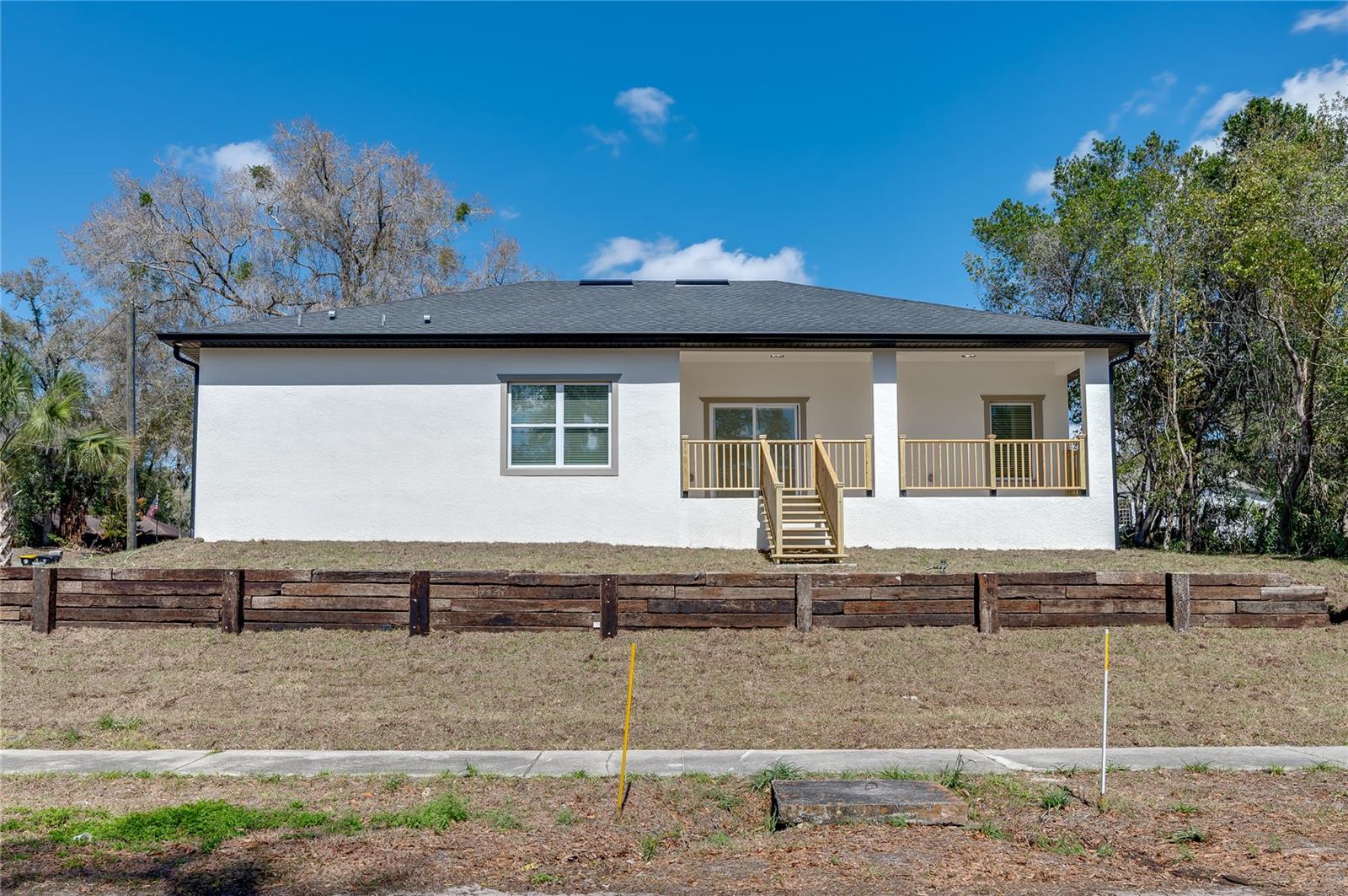 Image 35 of 71 For 106 Megan Court