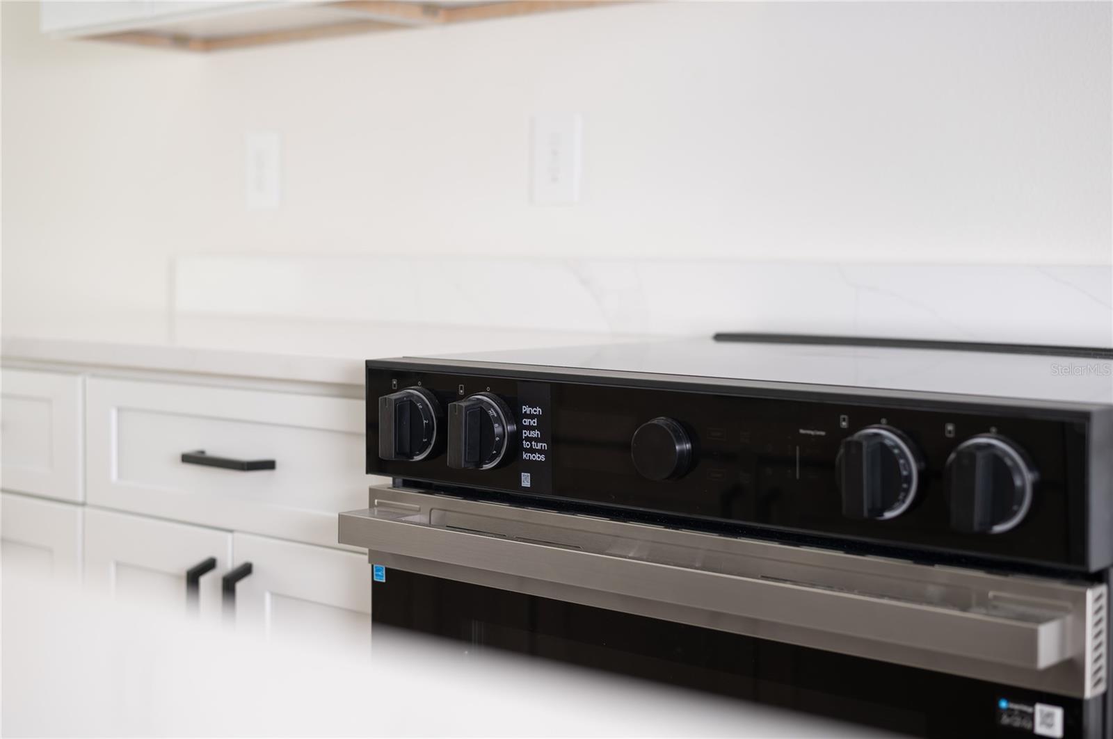 Image 44 of 71 For 106 Megan Court