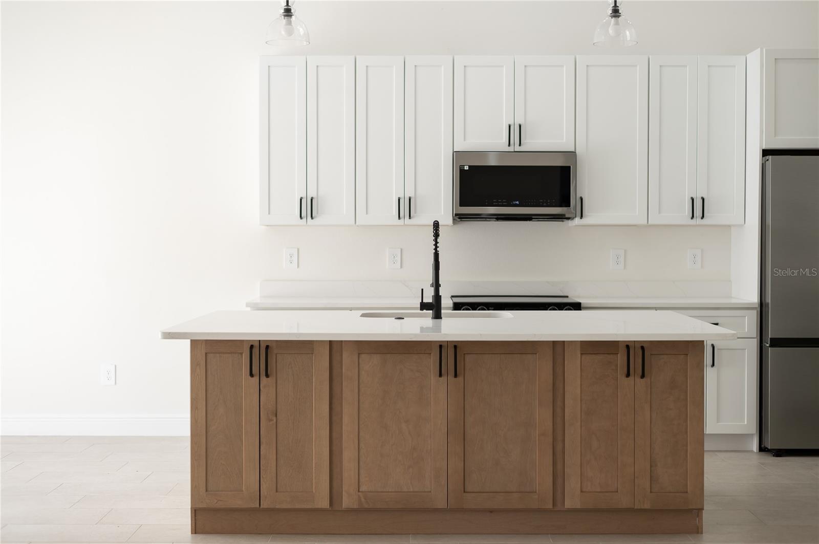 Image 5 of 71 For 106 Megan Court