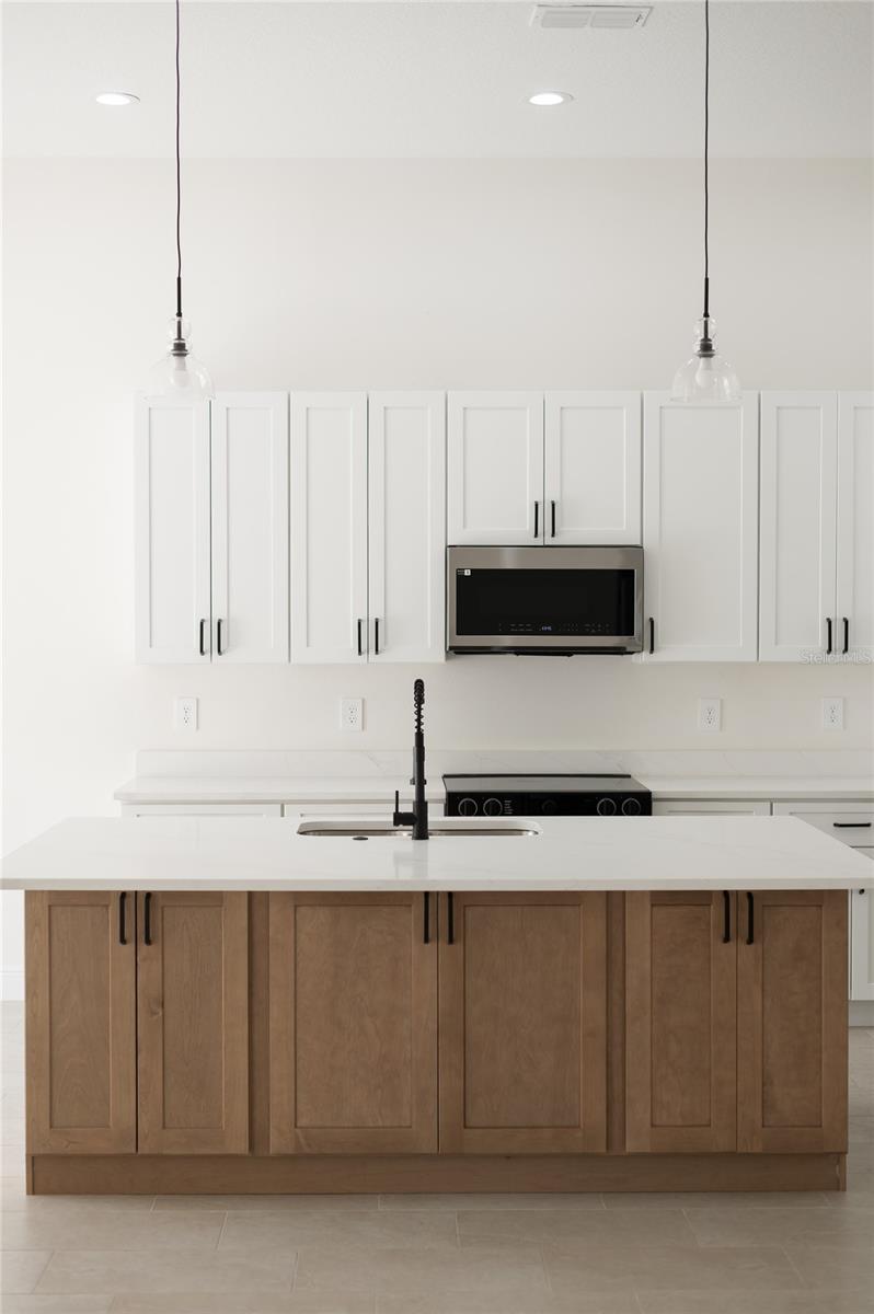 Image 52 of 71 For 106 Megan Court