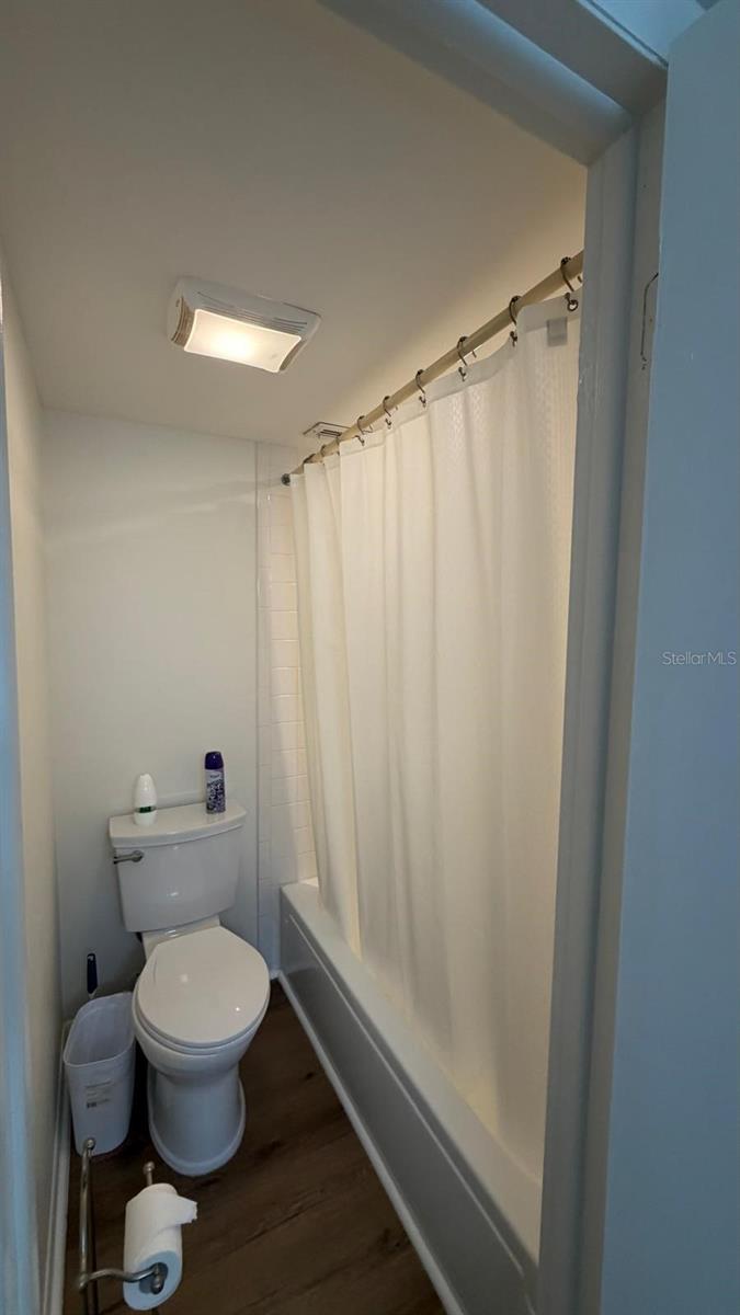 Image 4 of 11 For 2400 Winding Creek Boulevard 3-201