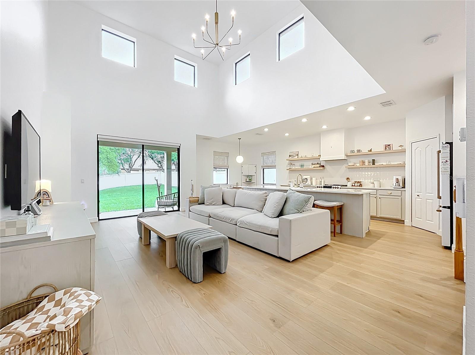 Image 19 of 86 For 319 Arbor Pointe Avenue