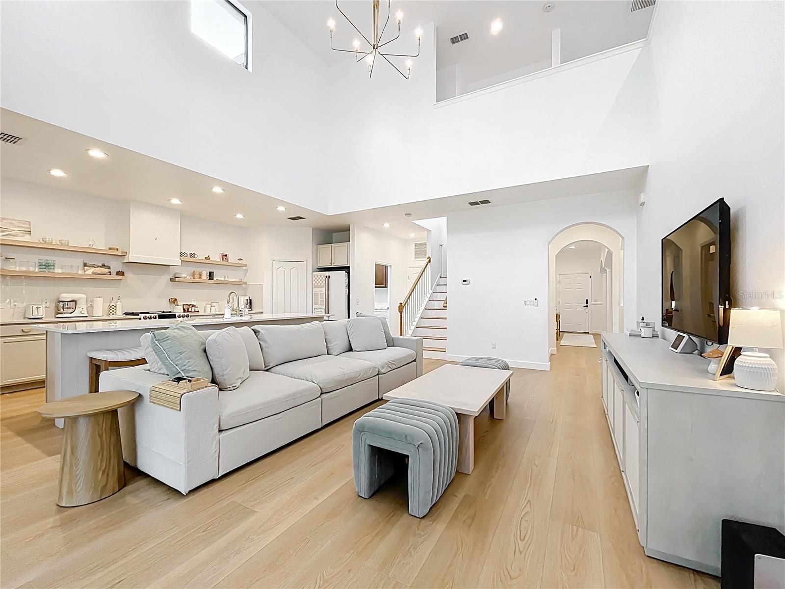 Image 22 of 86 For 319 Arbor Pointe Avenue