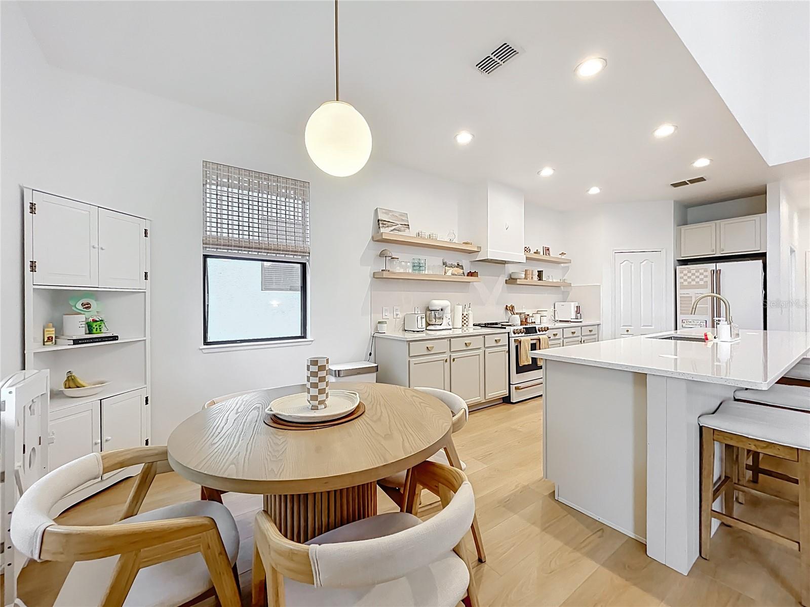 Image 31 of 86 For 319 Arbor Pointe Avenue