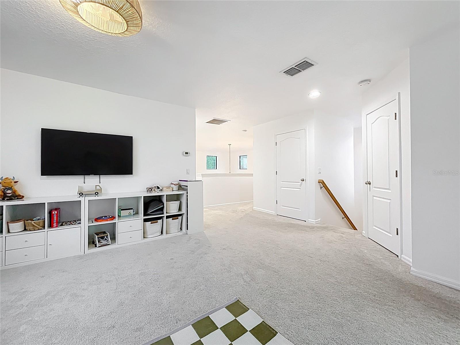 Image 37 of 86 For 319 Arbor Pointe Avenue