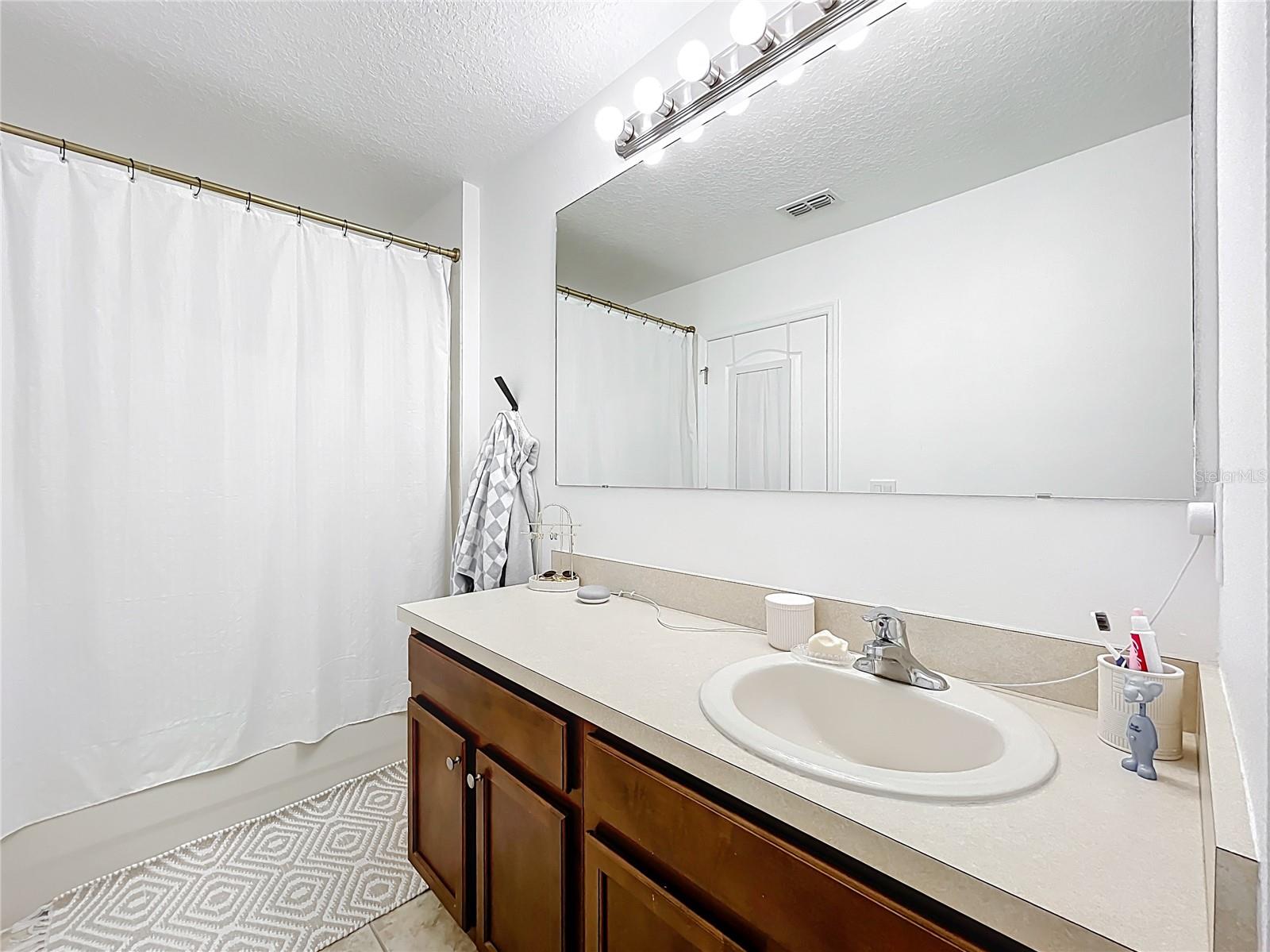 Image 44 of 86 For 319 Arbor Pointe Avenue