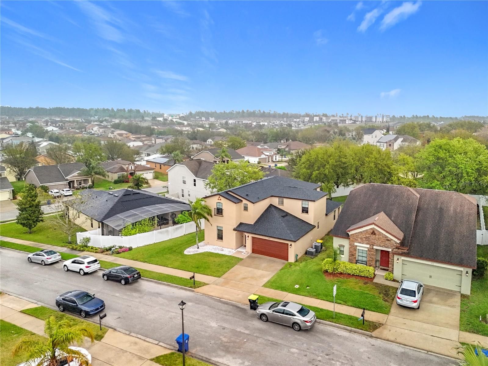 Image 5 of 86 For 319 Arbor Pointe Avenue