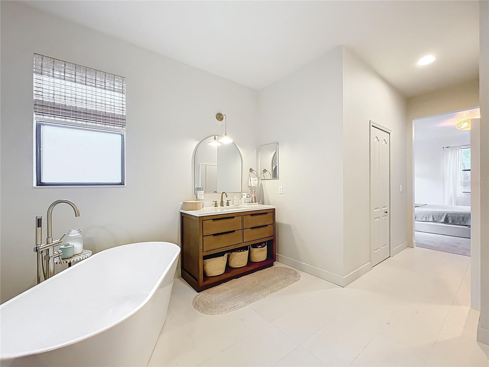 Image 66 of 86 For 319 Arbor Pointe Avenue