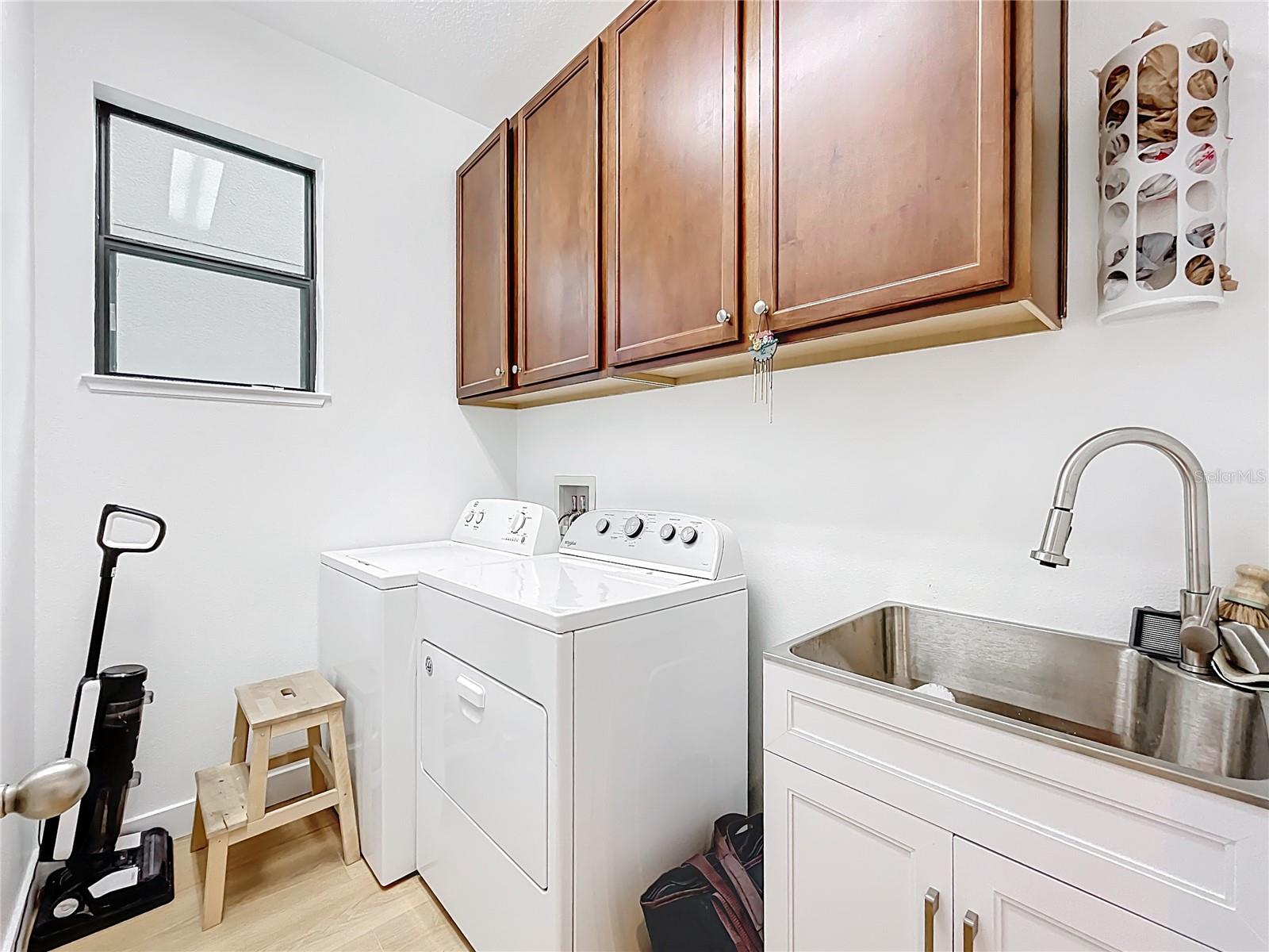 Image 68 of 86 For 319 Arbor Pointe Avenue