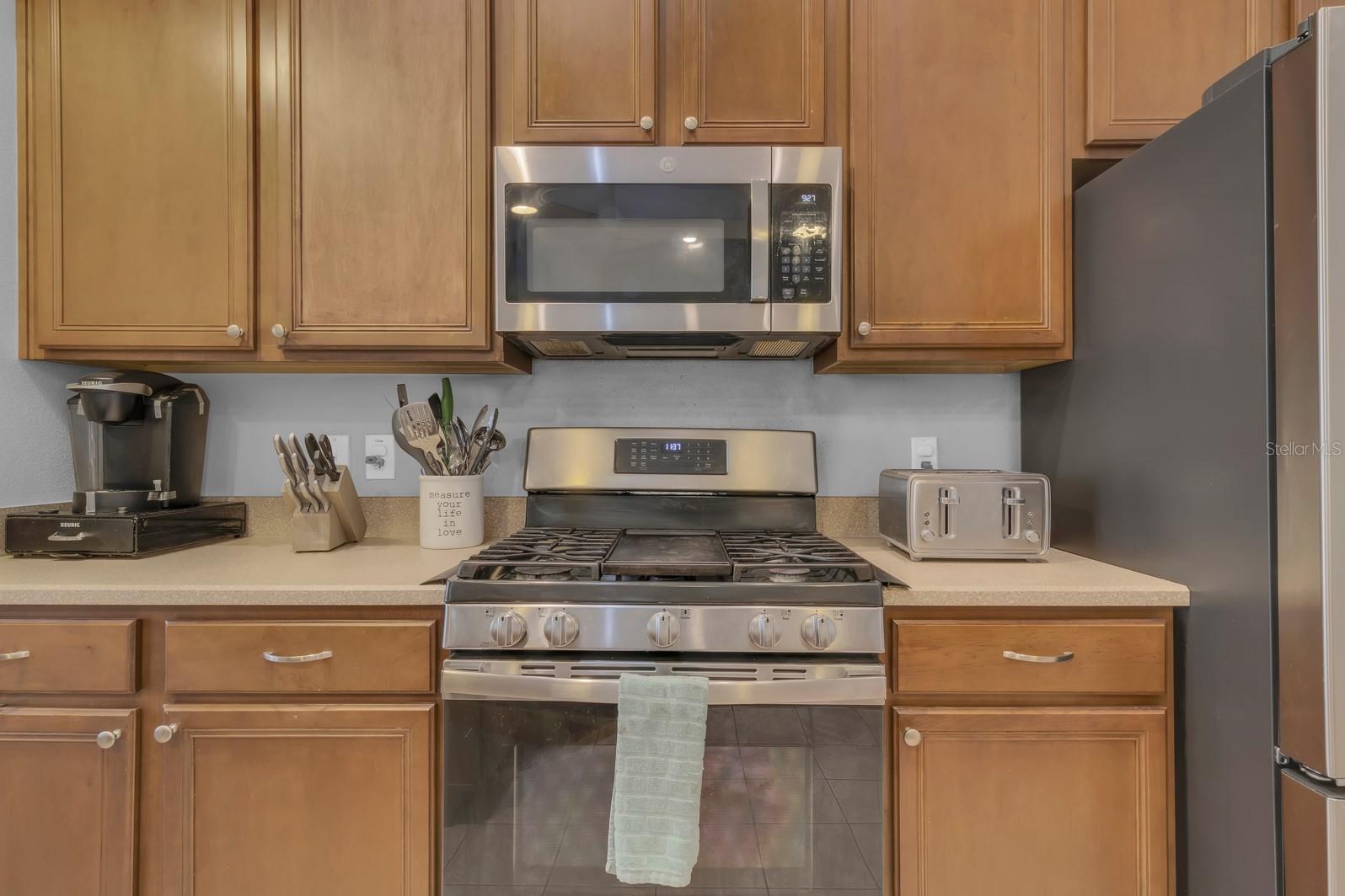 Image 24 of 48 For 756 Rock Creek Street