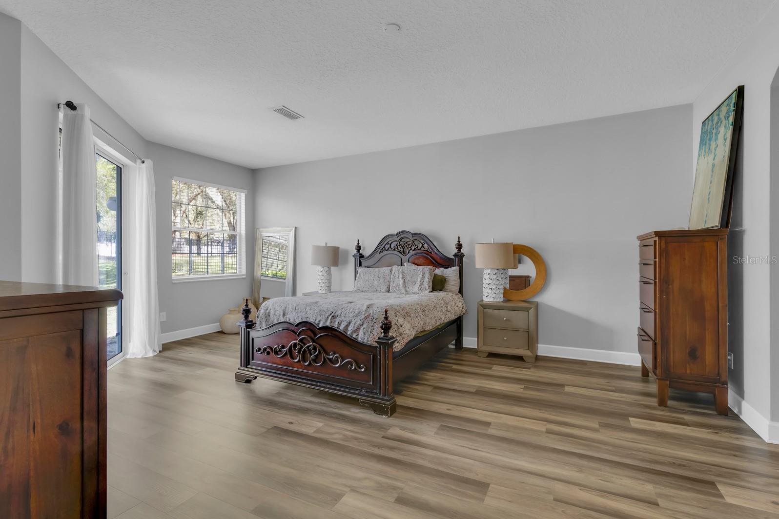 Image 26 of 48 For 756 Rock Creek Street