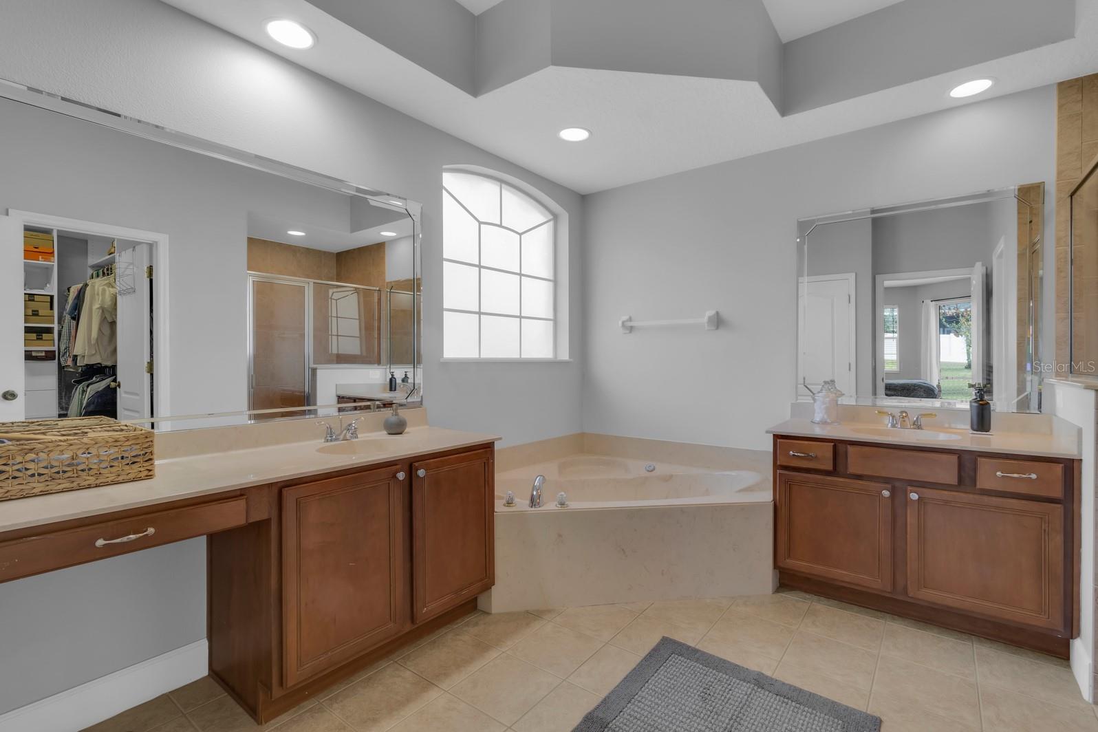 Image 28 of 48 For 756 Rock Creek Street