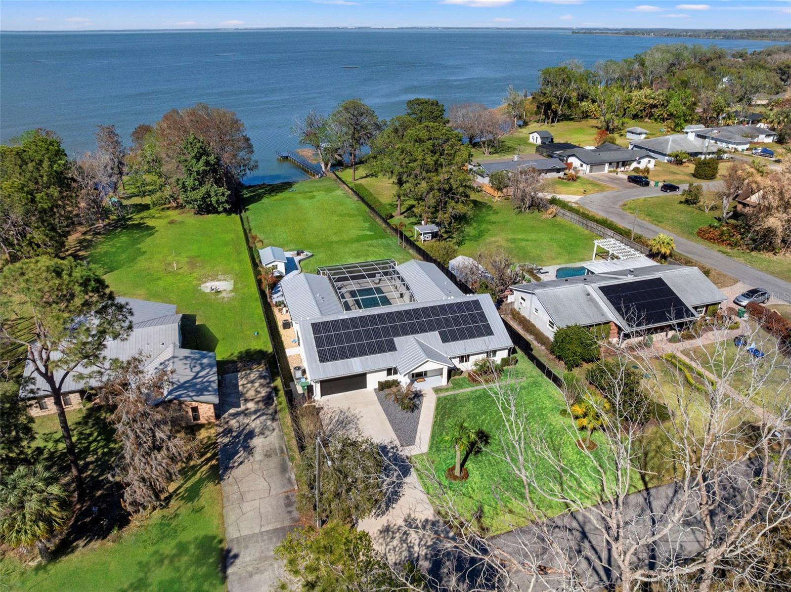 Listing photo id 52 for 1021 Temple Grove Place