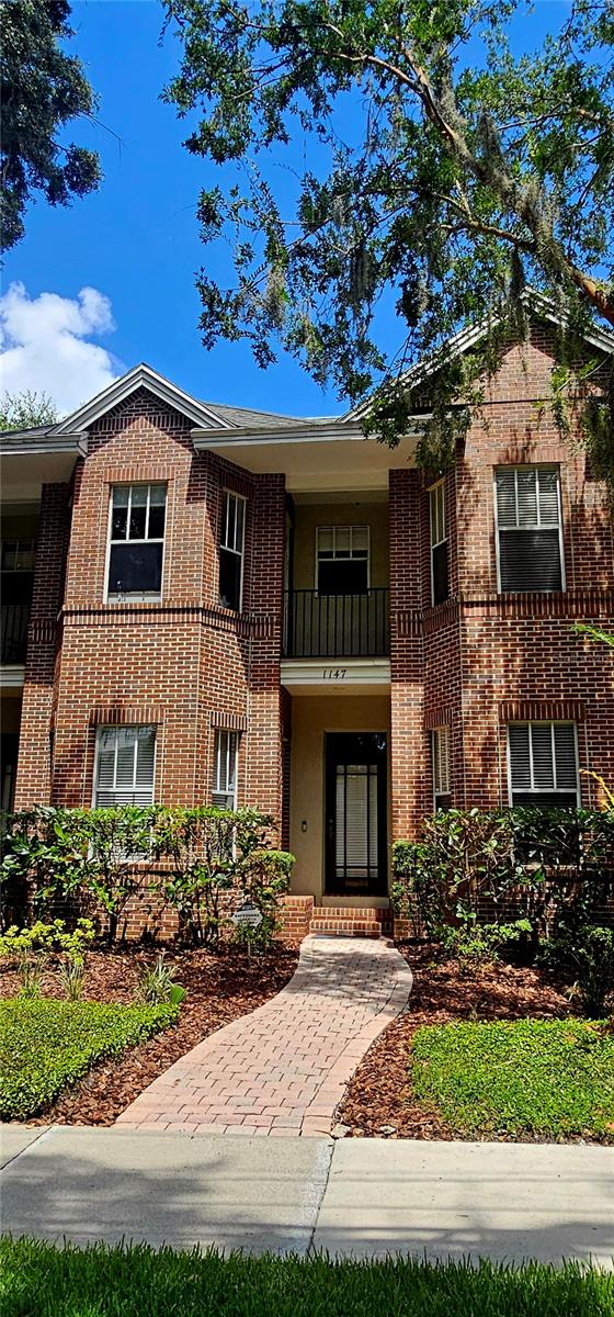 Image 2 of 82 For 1147 Delaney Avenue 2