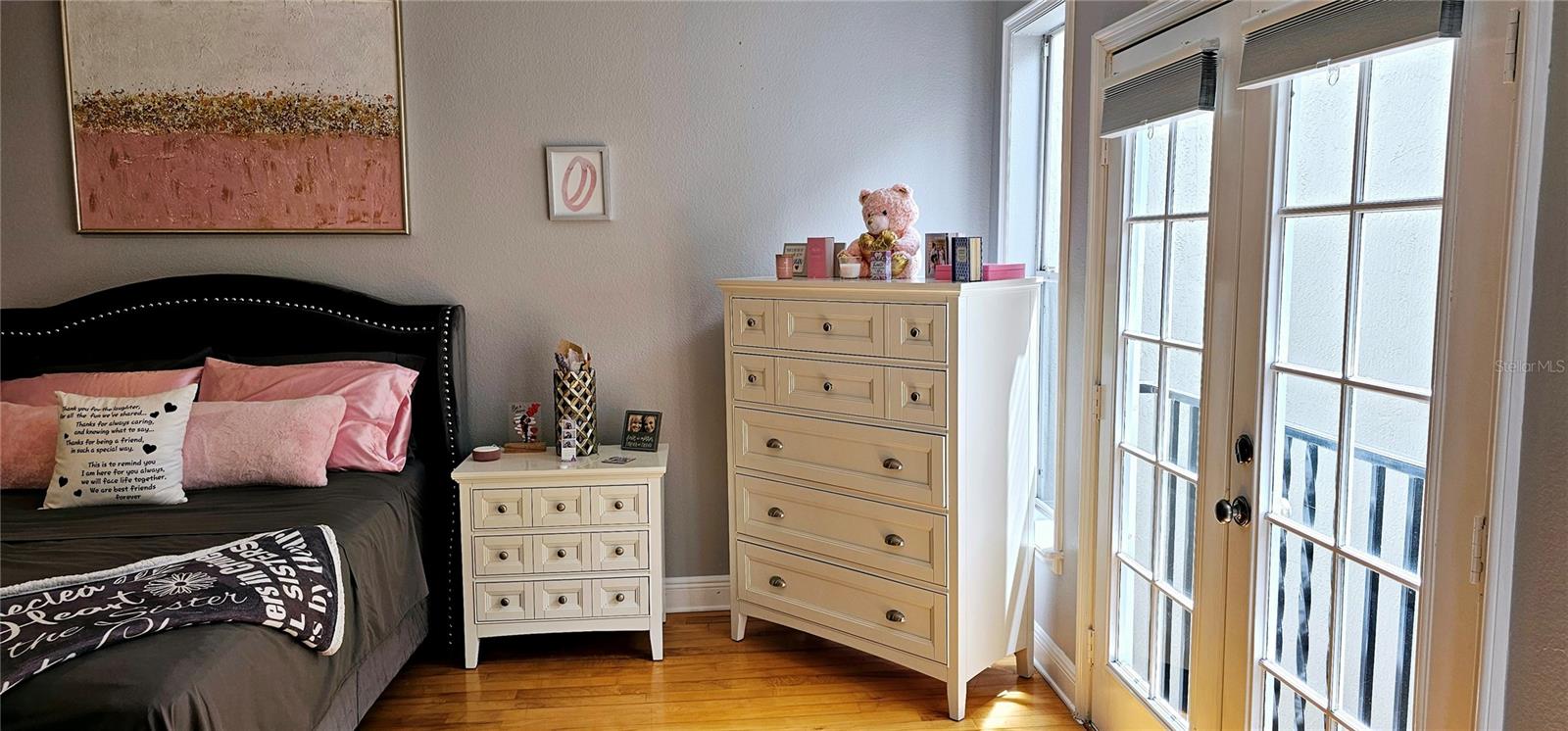 Image 43 of 82 For 1147 Delaney Avenue 2