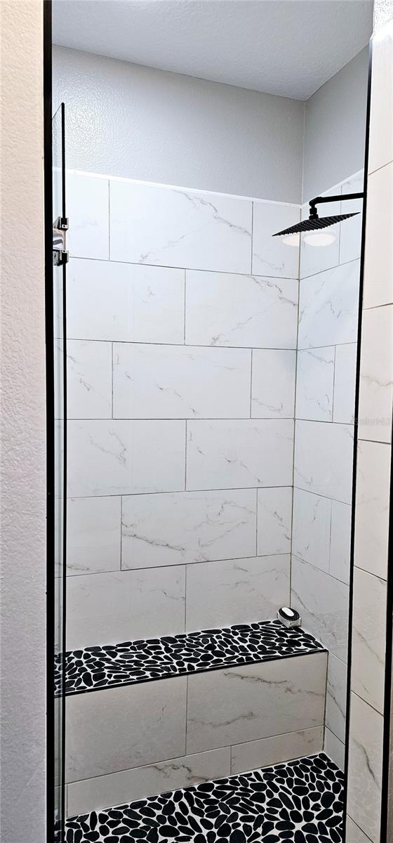 Image 58 of 82 For 1147 Delaney Avenue 2