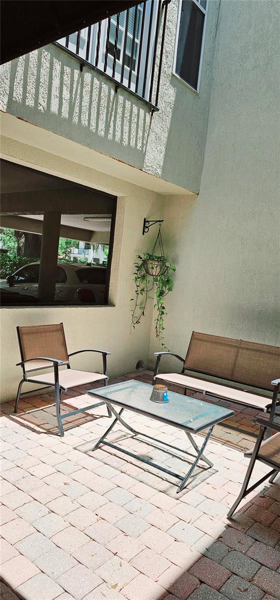 Image 6 of 82 For 1147 Delaney Avenue 2