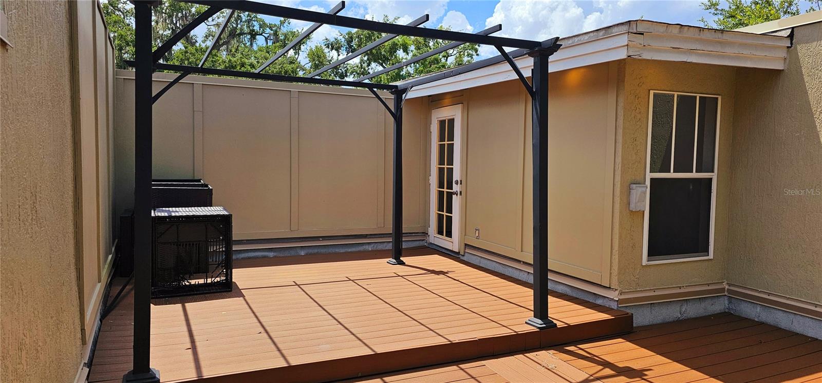 Image 70 of 82 For 1147 Delaney Avenue 2