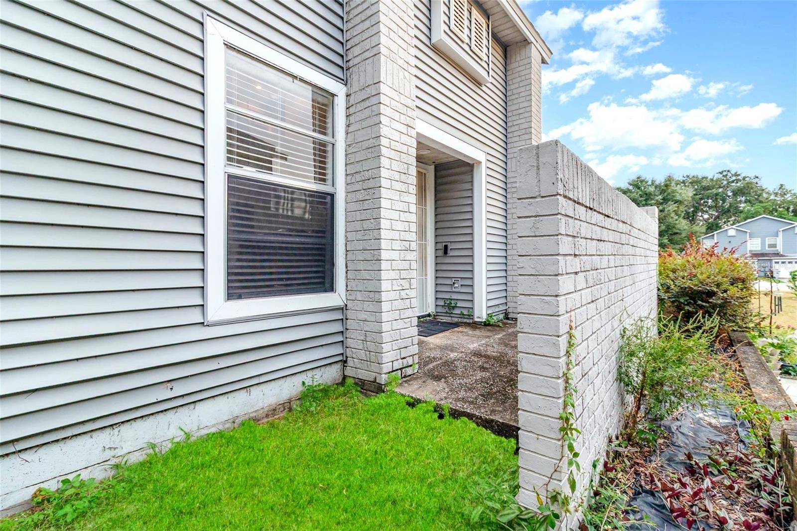 Image 4 of 20 For 437 Alston Drive