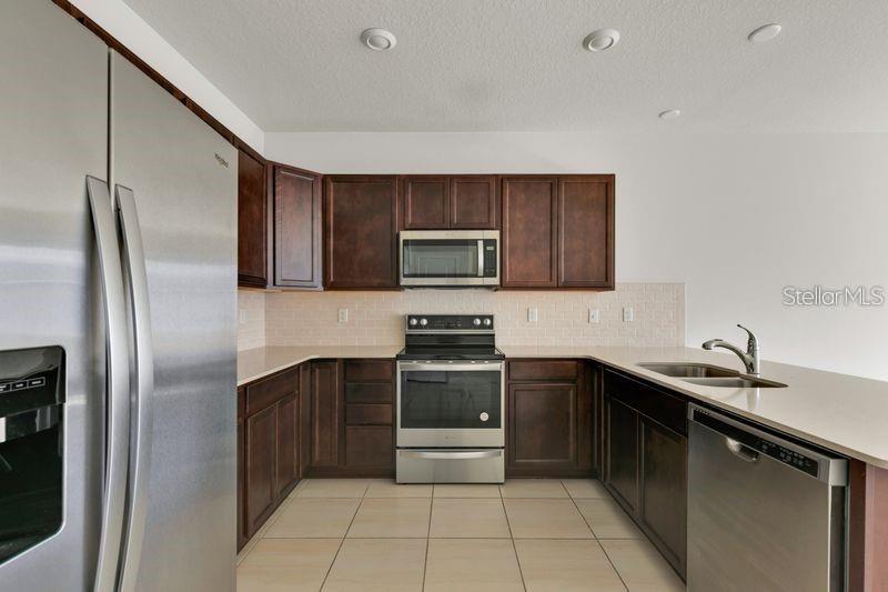 Image 18 of 32 For 14374 Orchid Island Drive