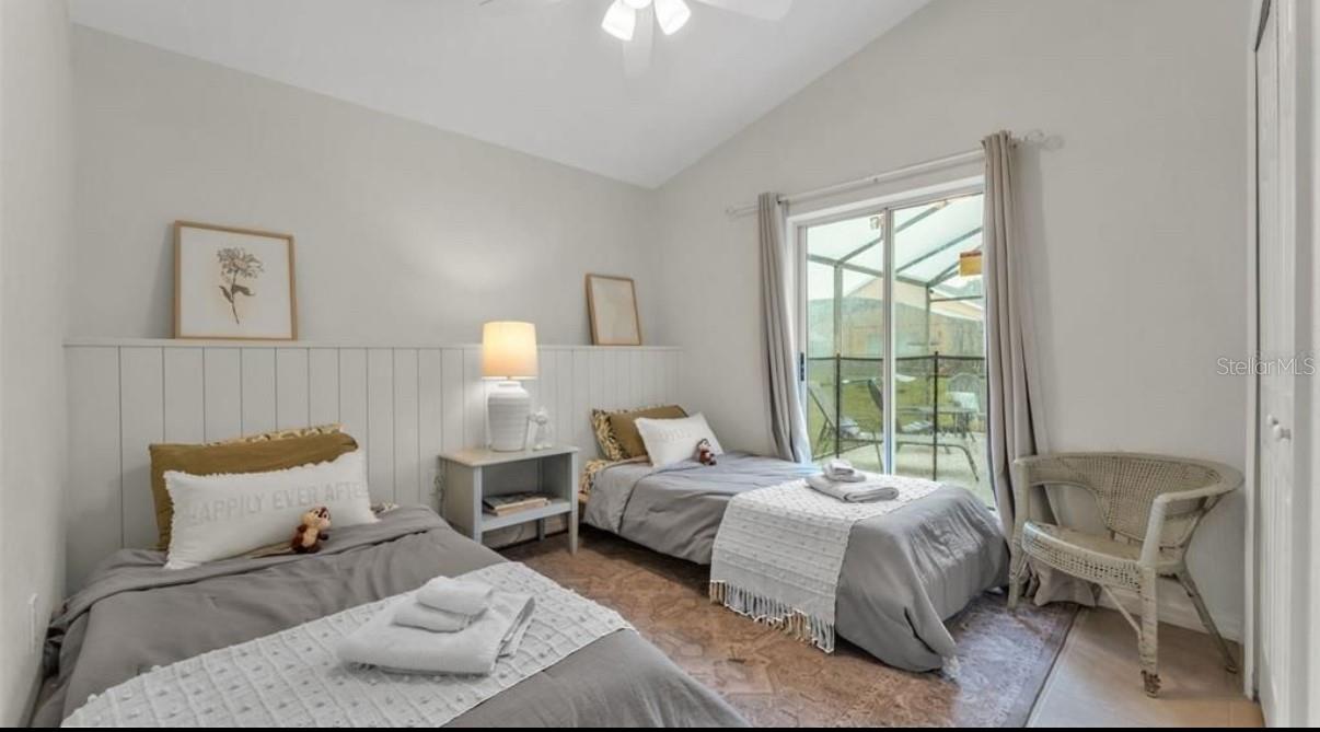 Image 8 of 9 For 462 Vizcay Way