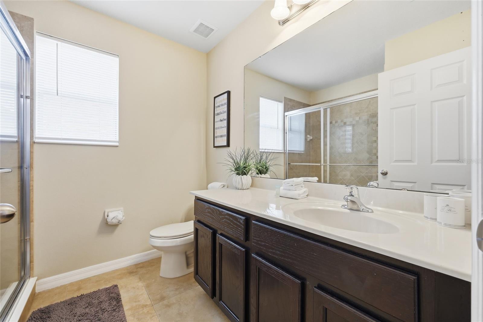 Image 23 of 41 For 2620 Santosh Cove