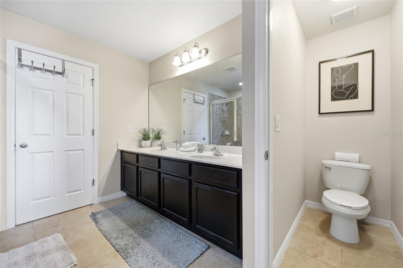 Image 28 of 41 For 2620 Santosh Cove