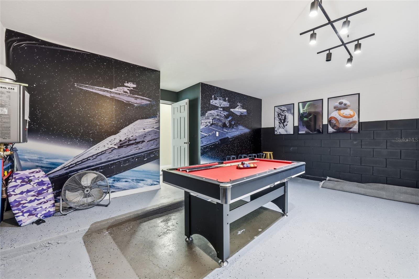 Image 36 of 41 For 2620 Santosh Cove