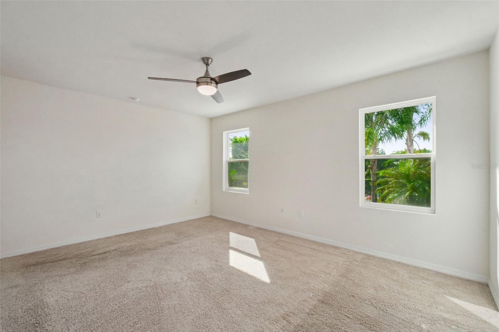 Image 22 of 47 For 866 Baylor Drive