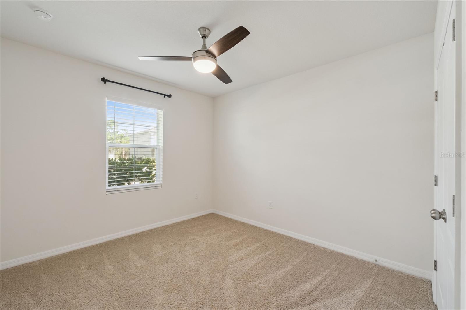 Image 26 of 47 For 866 Baylor Drive