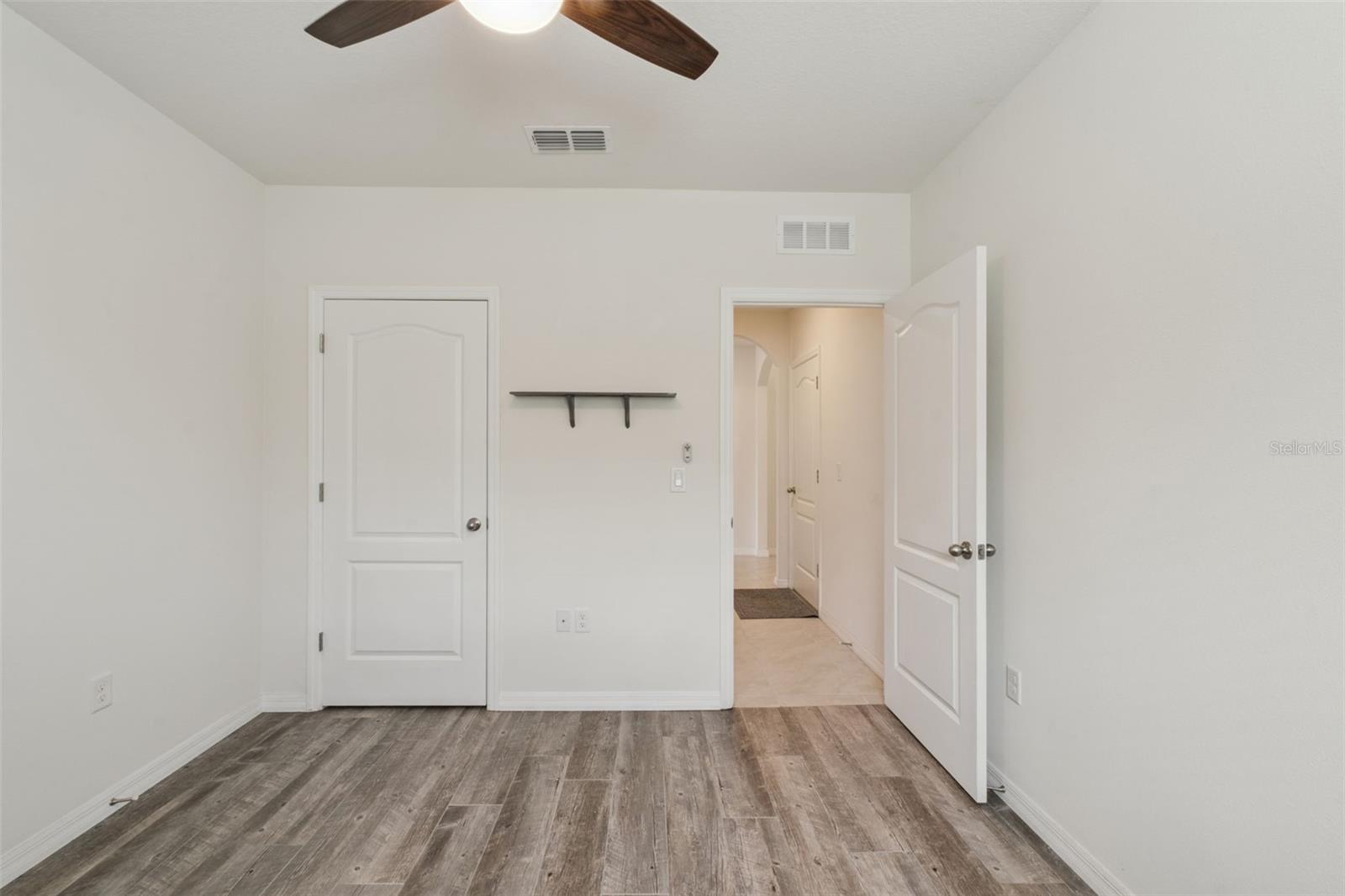 Image 28 of 47 For 866 Baylor Drive