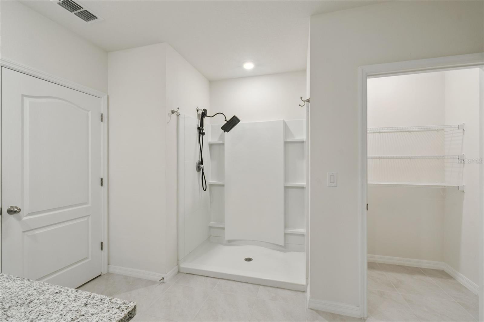 Image 32 of 47 For 866 Baylor Drive