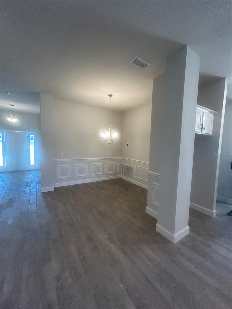 Image 4 of 26 For 5232 Tennessee Ridge Court