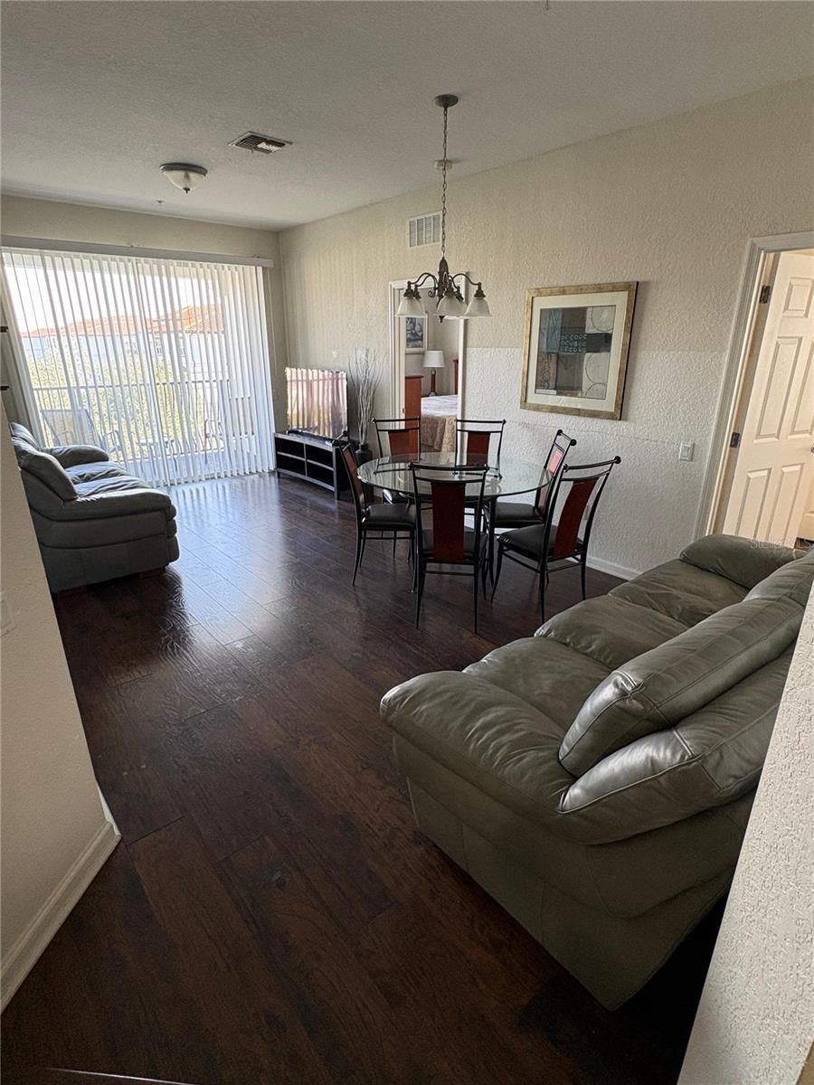 Image 9 of 17 For 4102 Breakview Drive 40103