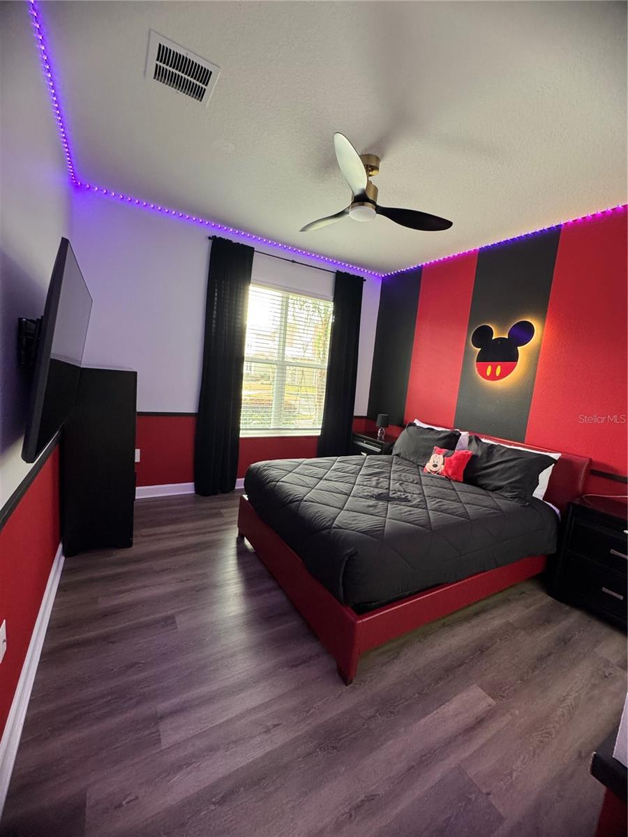 Image 15 of 47 For 8973 Play Through Drive