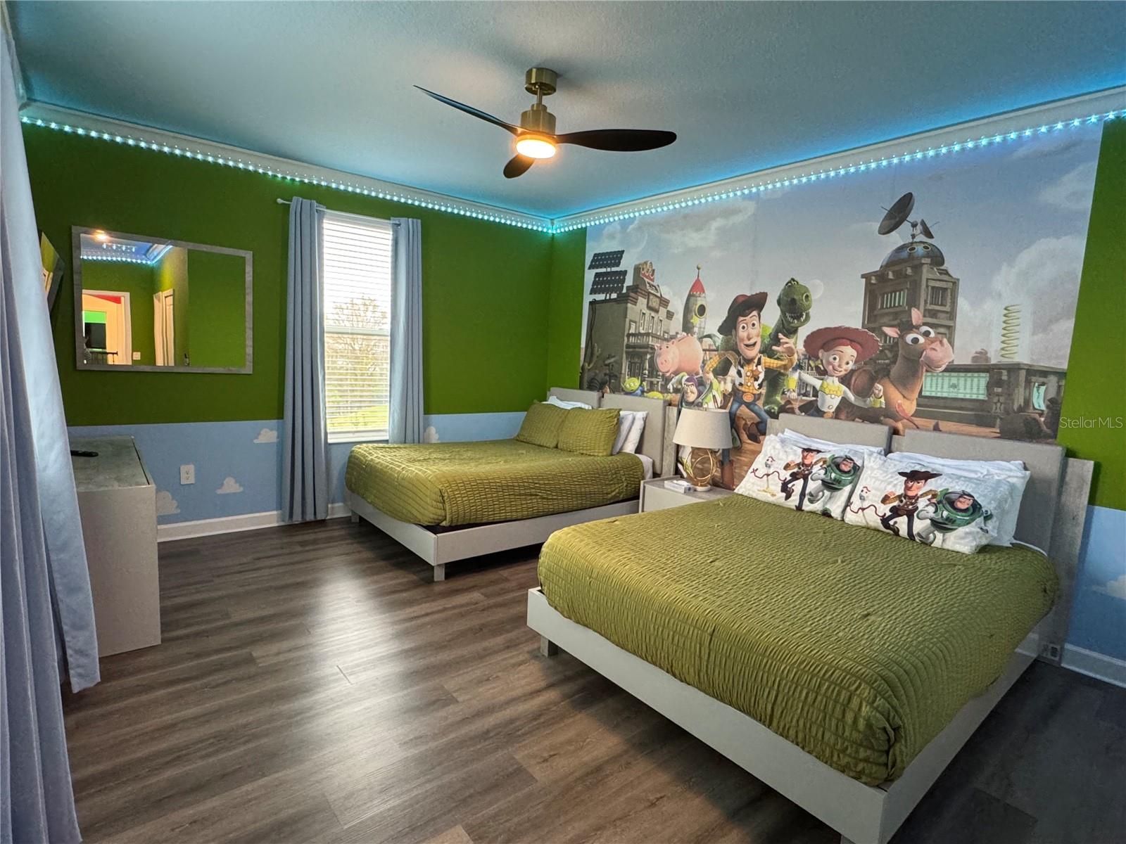 Image 29 of 47 For 8973 Play Through Drive