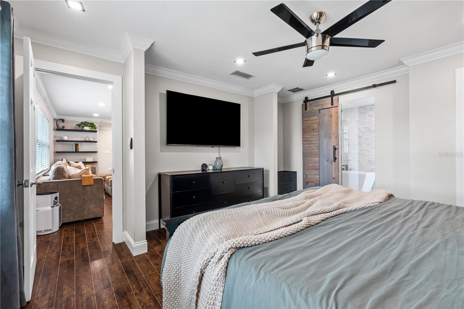 Image 17 of 39 For 1531 Glastonberry Road