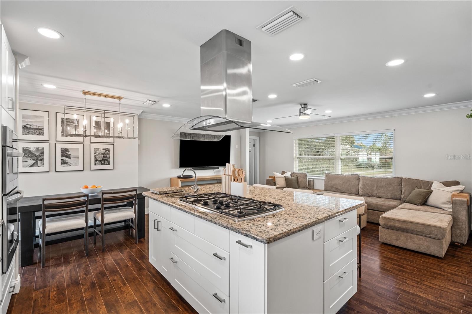 Image 9 of 39 For 1531 Glastonberry Road