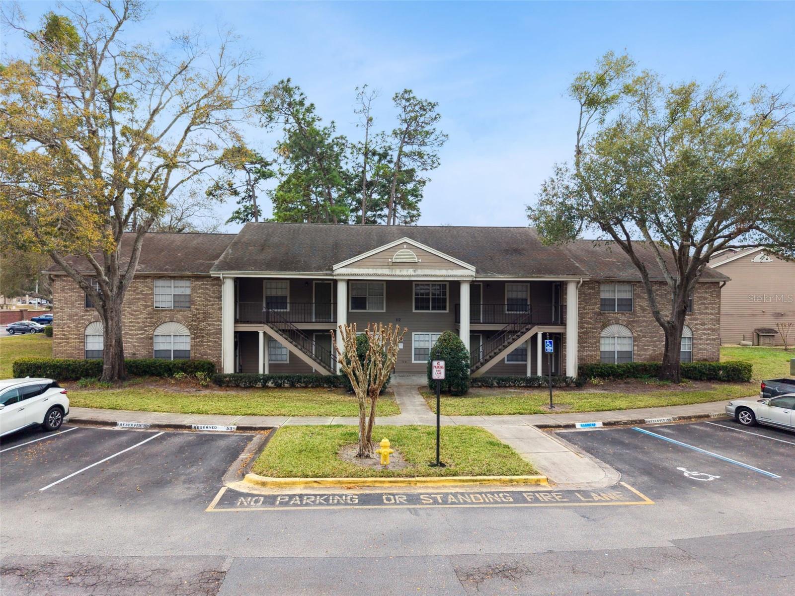 Image 18 of 53 For 112 Reserve Circle 212