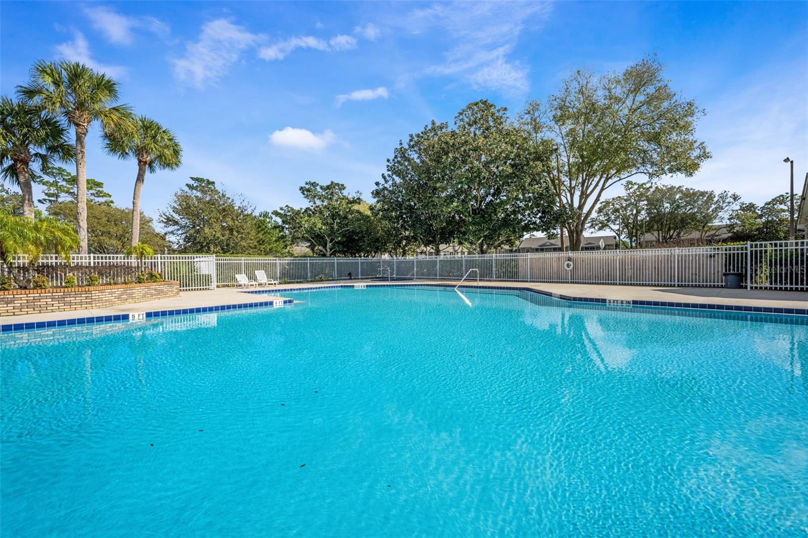 Image 29 of 53 For 112 Reserve Circle 212