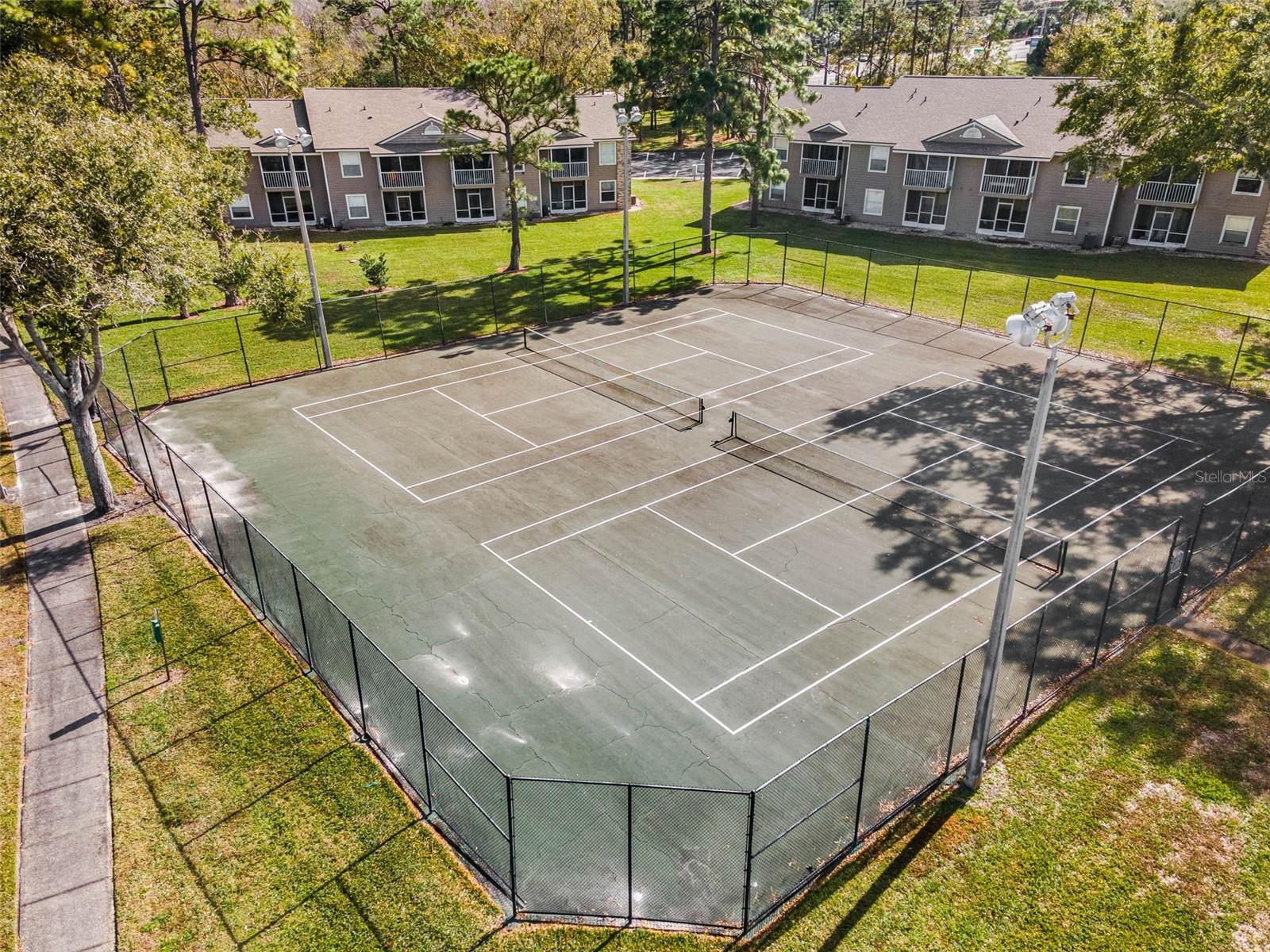 Image 40 of 53 For 112 Reserve Circle 212