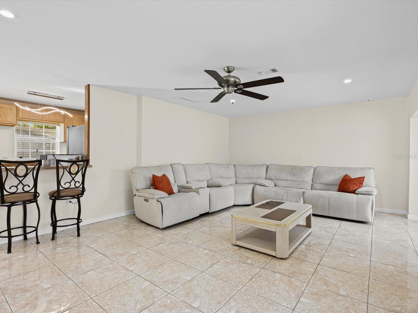 Image 3 of 16 For 601 Catwood Drive