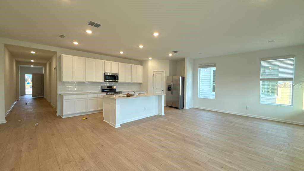 Image 17 of 31 For 5147 Natalia Drive