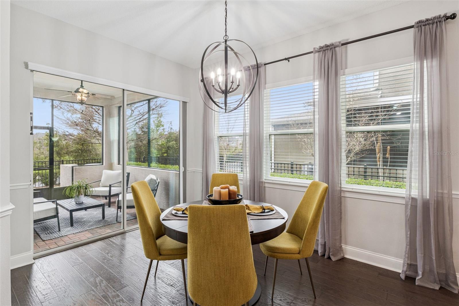 Image 13 of 45 For 493 Oviedo Boulevard